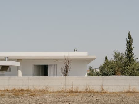 Makries Mires Residence